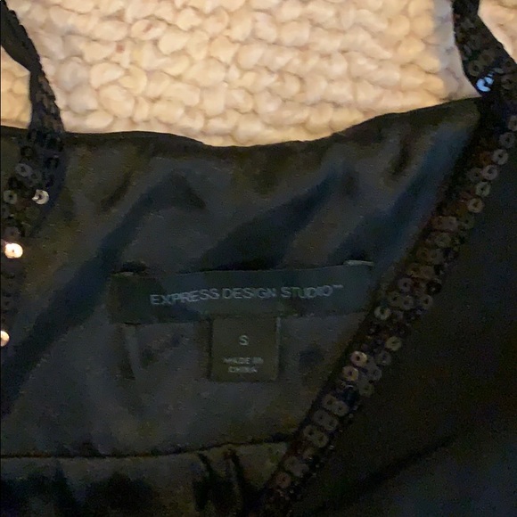 Top - Picture 3 of 3